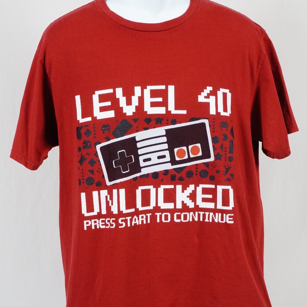 Level 40 Unlocked Video Gamer 40th Birthday Red T-Shirt Large